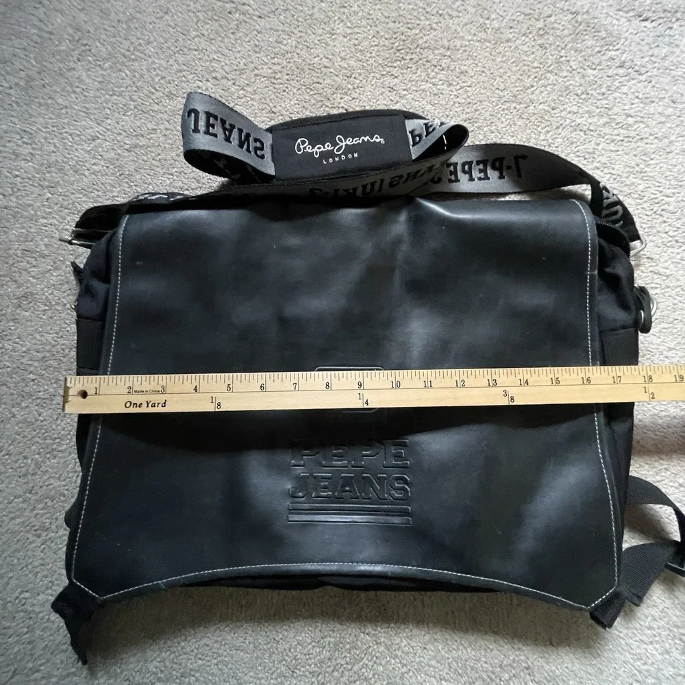 Vintage 1980's Pepe Jeans Large Black Messenger Shoulder Bag